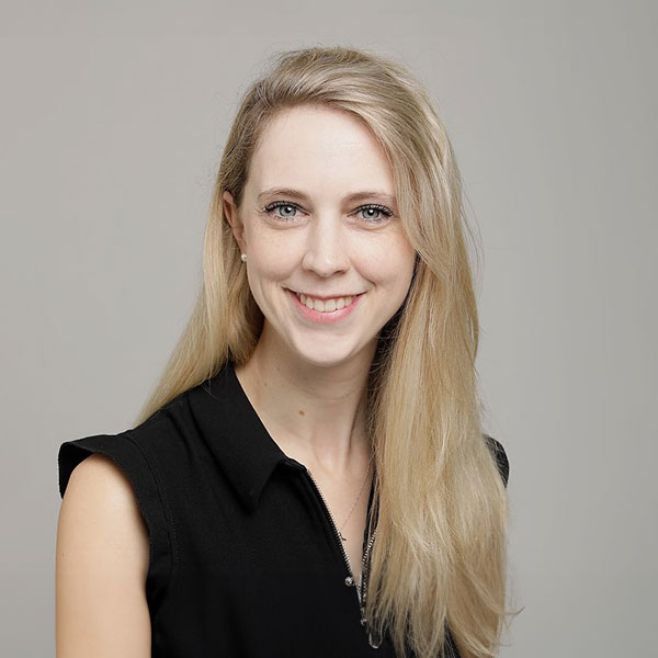 Dr Bonnie Swan